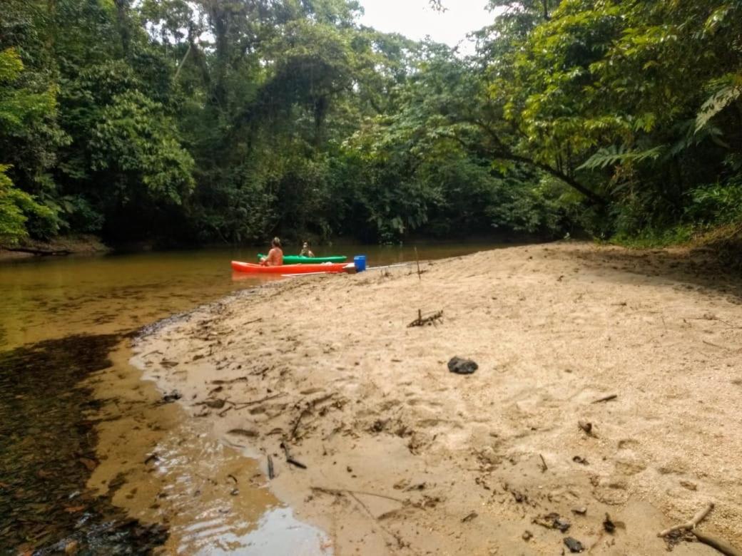 Suites Proximo Ao Rio Jaguareguava Em Bertioga Eksteriør bilde