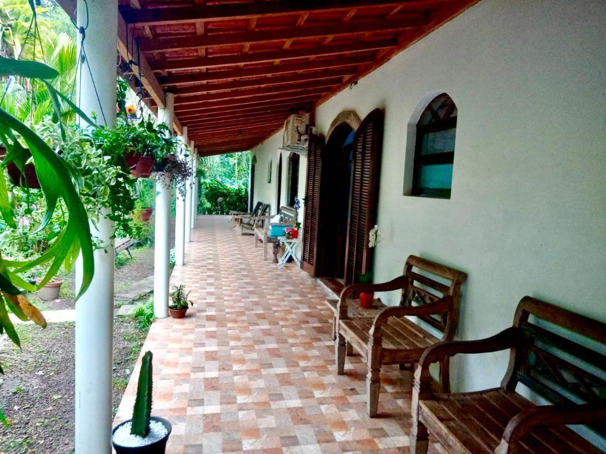 Suites Proximo Ao Rio Jaguareguava Em Bertioga Eksteriør bilde